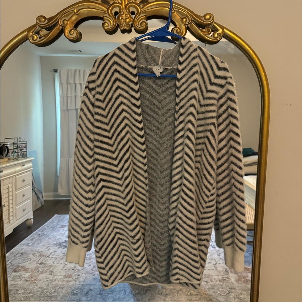 Cyrus zebra print cardigan- size Large